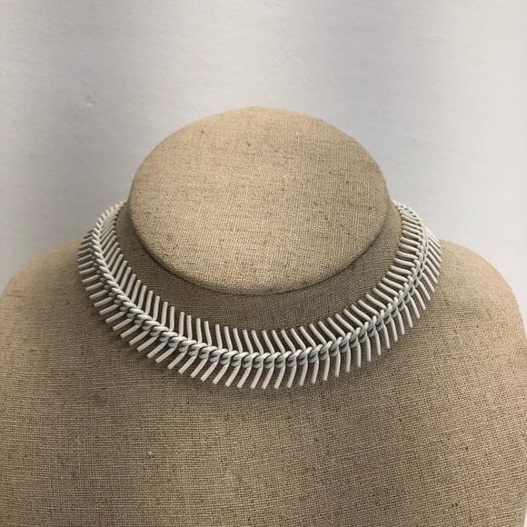 Vintage Roget Retro White Enamel Choker Necklace Very Unique. - Picture 2 of 7
